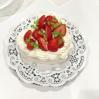 苺ハートケーキ